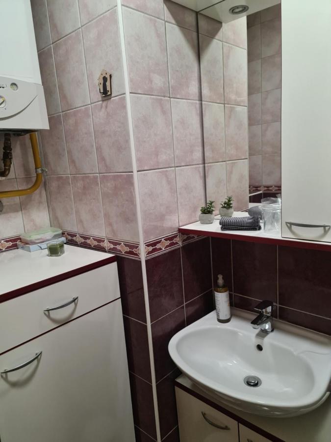 Apartman *Joy* Osijek Buitenkant foto